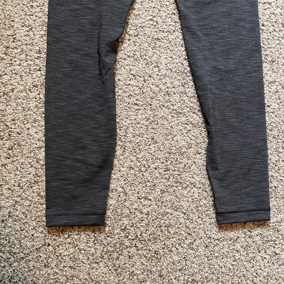 Lululemon Wunder Under Leggings - Picture 7 of 7